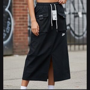 New Nike Black Skirt with Mesh Pockets